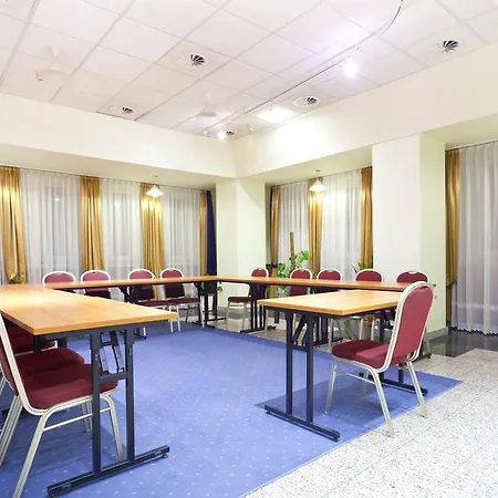 Belwederski 3*