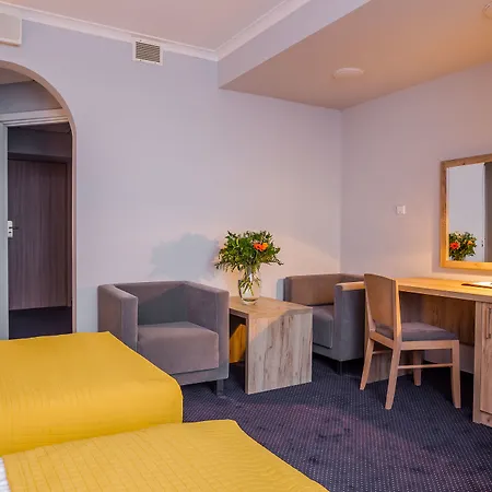 Belwederski 3* Warschau