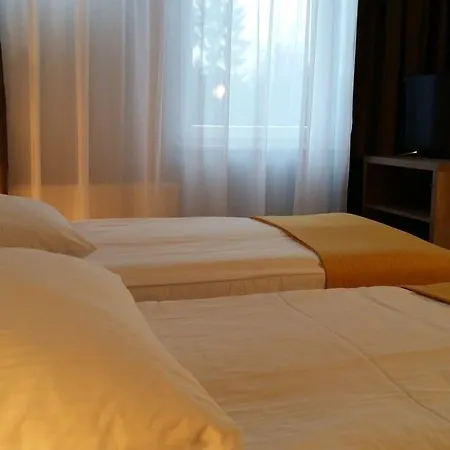 Belwederski 3* Warsaw