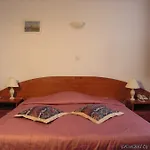 Belwederski 3*