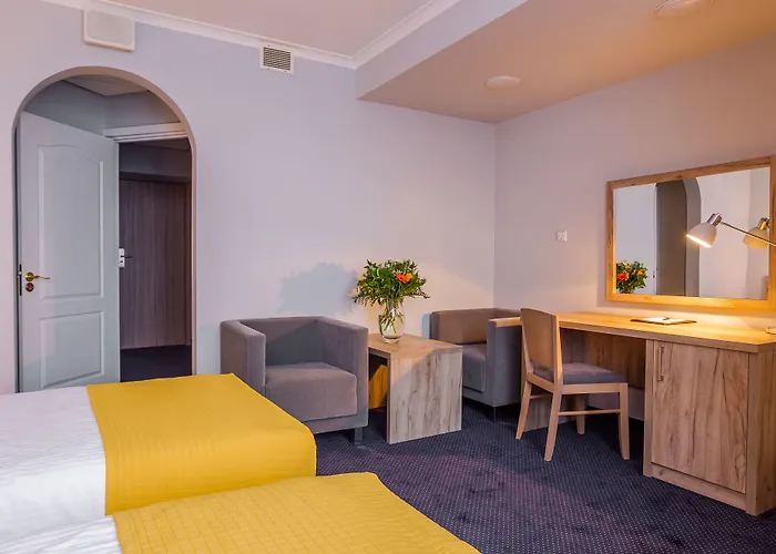 Belwederski 3* Warsaw