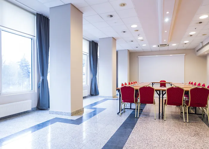 Belwederski 3* Warsaw